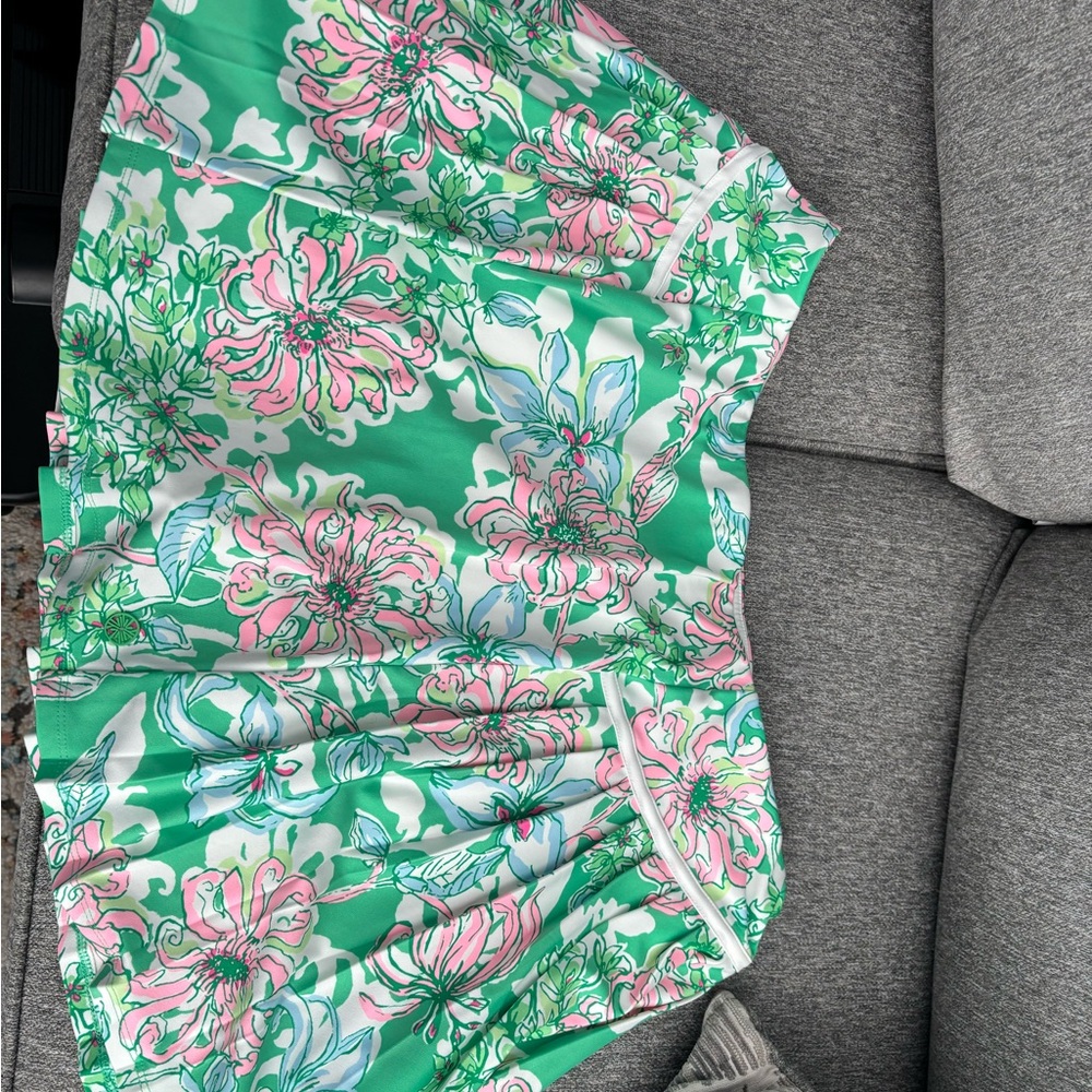 Lilly Pulitzer Luxletic Skort Floral Green and Pink Women's Skirt - Picture 3 of 4